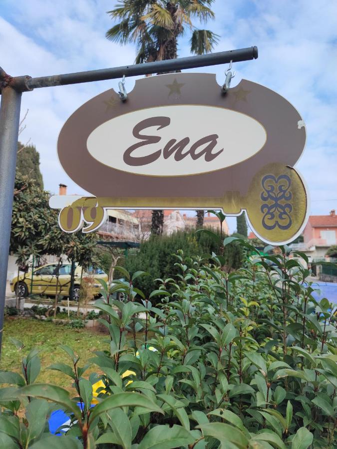 Rooms Ena Rovinj Exterior foto